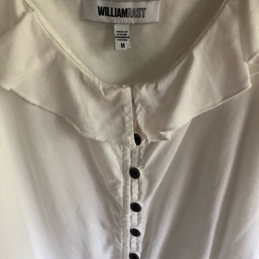 Whiite blouse - Picture 4 of 4